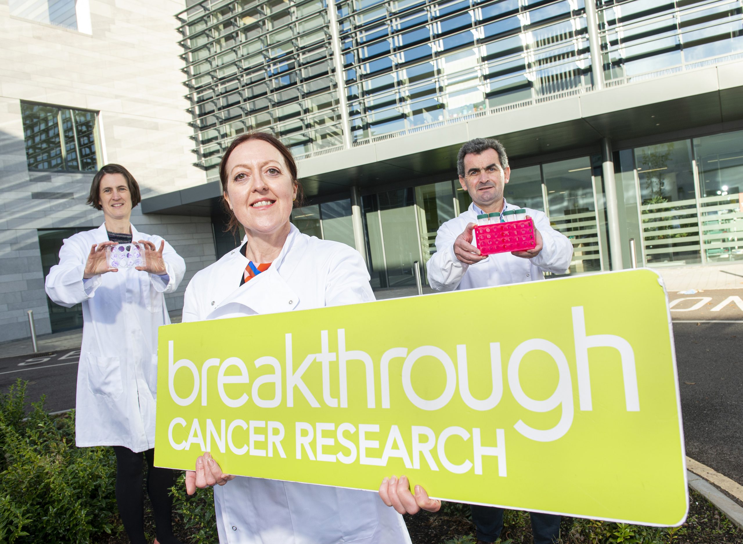 Applications open for 2022 Breakthrough Clinical Cancer Research