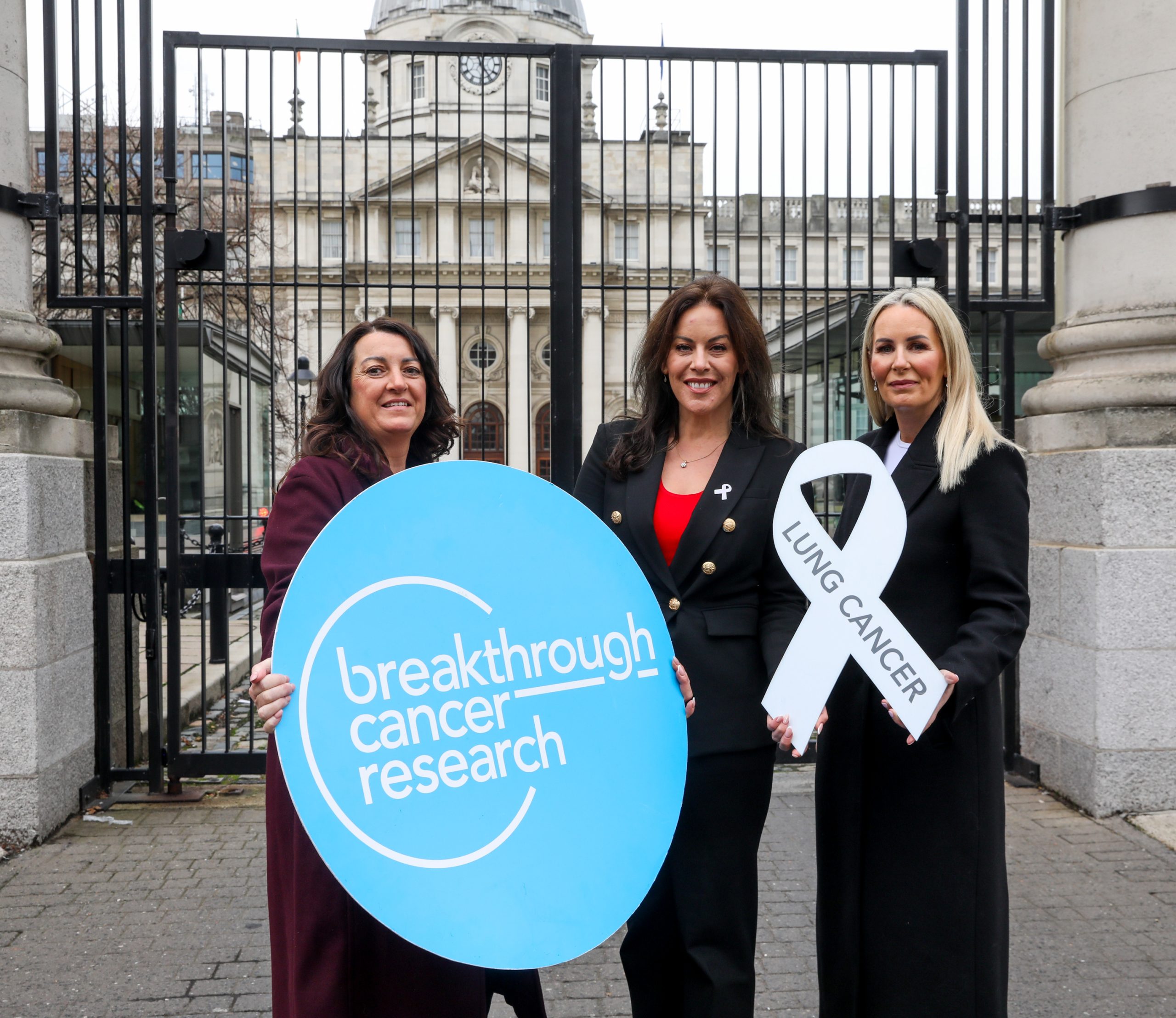 Ireland’s First White Ribbon for Lung Cancer Launched at Leinster House ...
